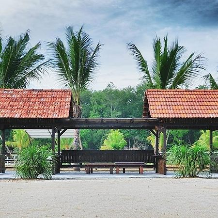 Hs Farm Waterpark Otel Muar Dış mekan fotoğraf