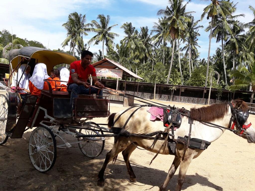Hs Farm Waterpark Otel Muar Dış mekan fotoğraf